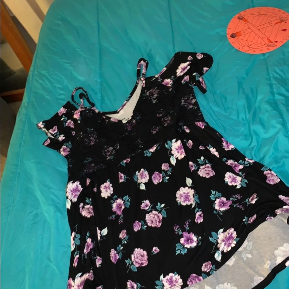 Women’s Cold Shoulder Shirt